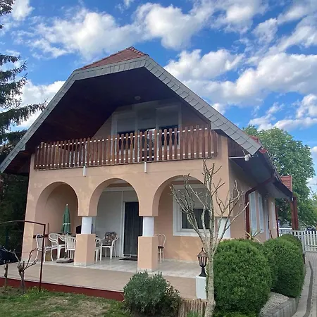 In Heviz/balaton 39945 דירה *